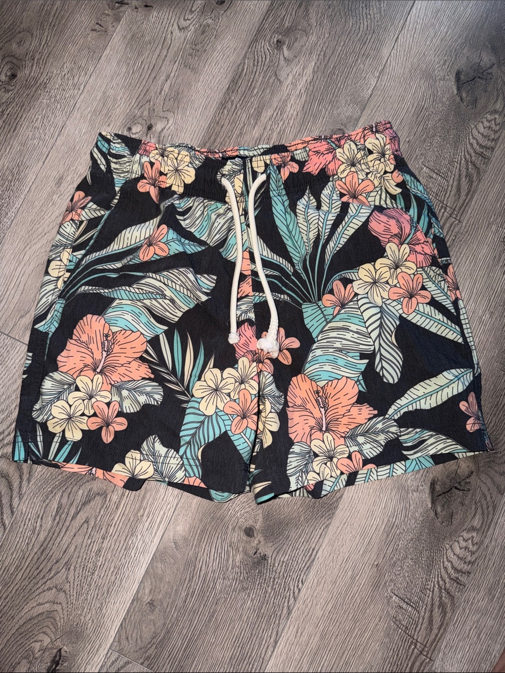 RSQ Mens Floral Drawstring Shorts - Grey with Coral & Teal Floral